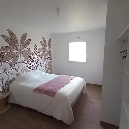 Gite De La Douenne Holiday home Parigny (Manche)