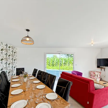 - Jardin, Billard & Petanque Ferienhaus