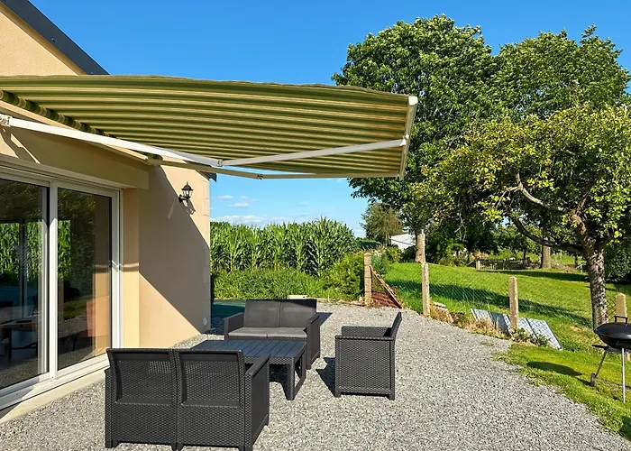 - Jardin, Billard & Petanque * Parigny (Manche)